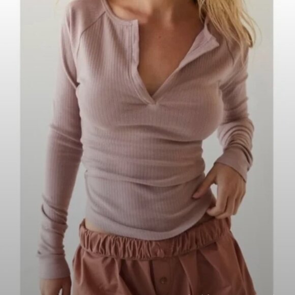 Free People Billie Split Neck Long Sleeve Top XS - Picture 1 of 5